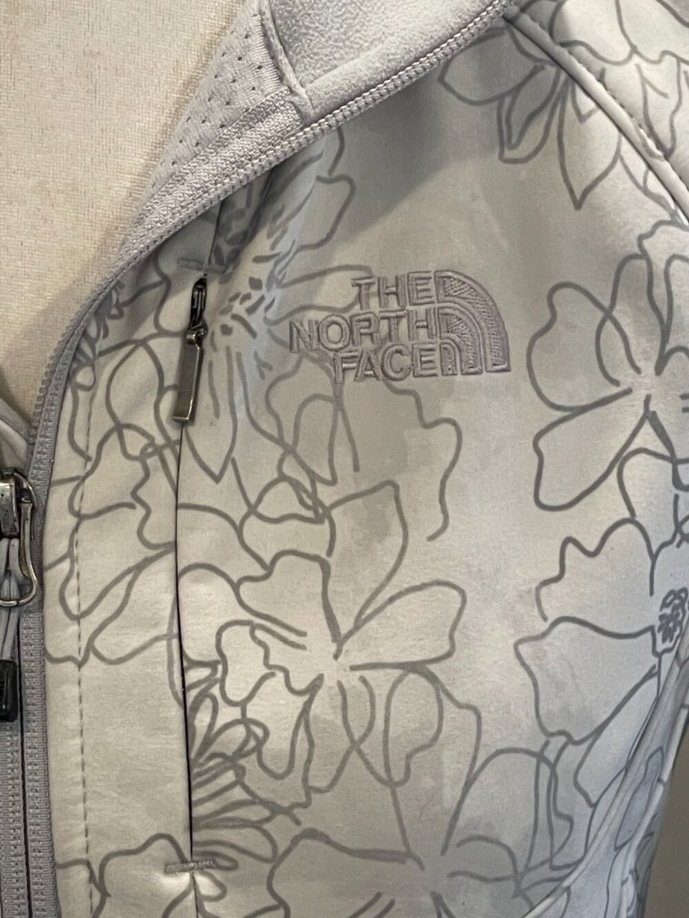 North Face Jacket - Picture 3 of 8